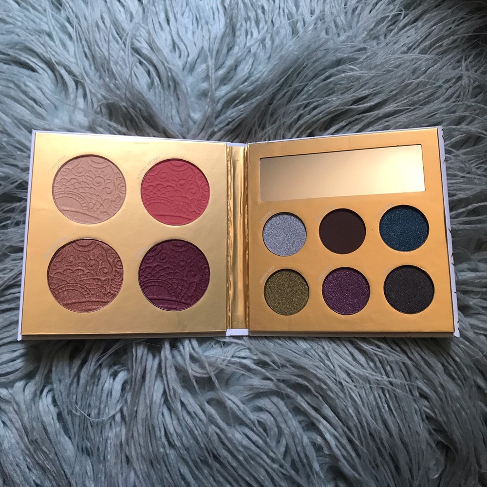 Pür - Midnight Masquerade Palette🎭